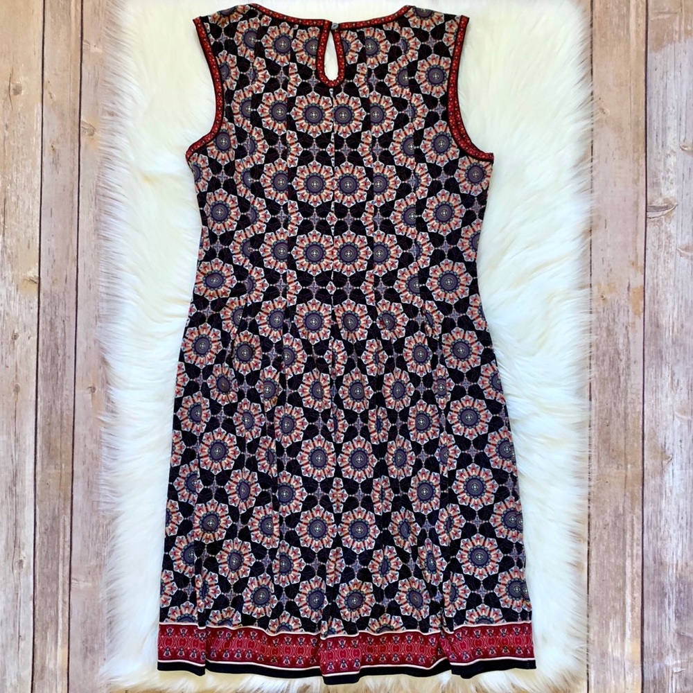 Max Studio Sleeveless Fit & Flare Dress - Picture 4 of 6